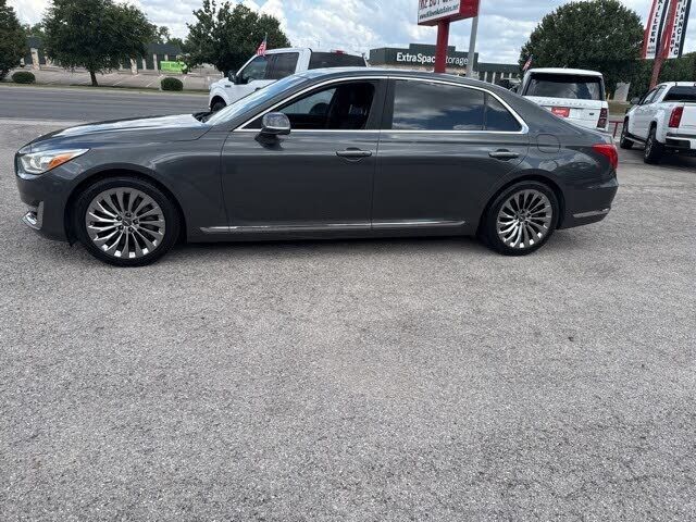 2018 GENESIS G90