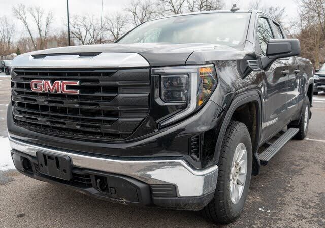 2023 GMC Sierra
