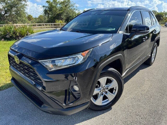 2019 TOYOTA RAV4