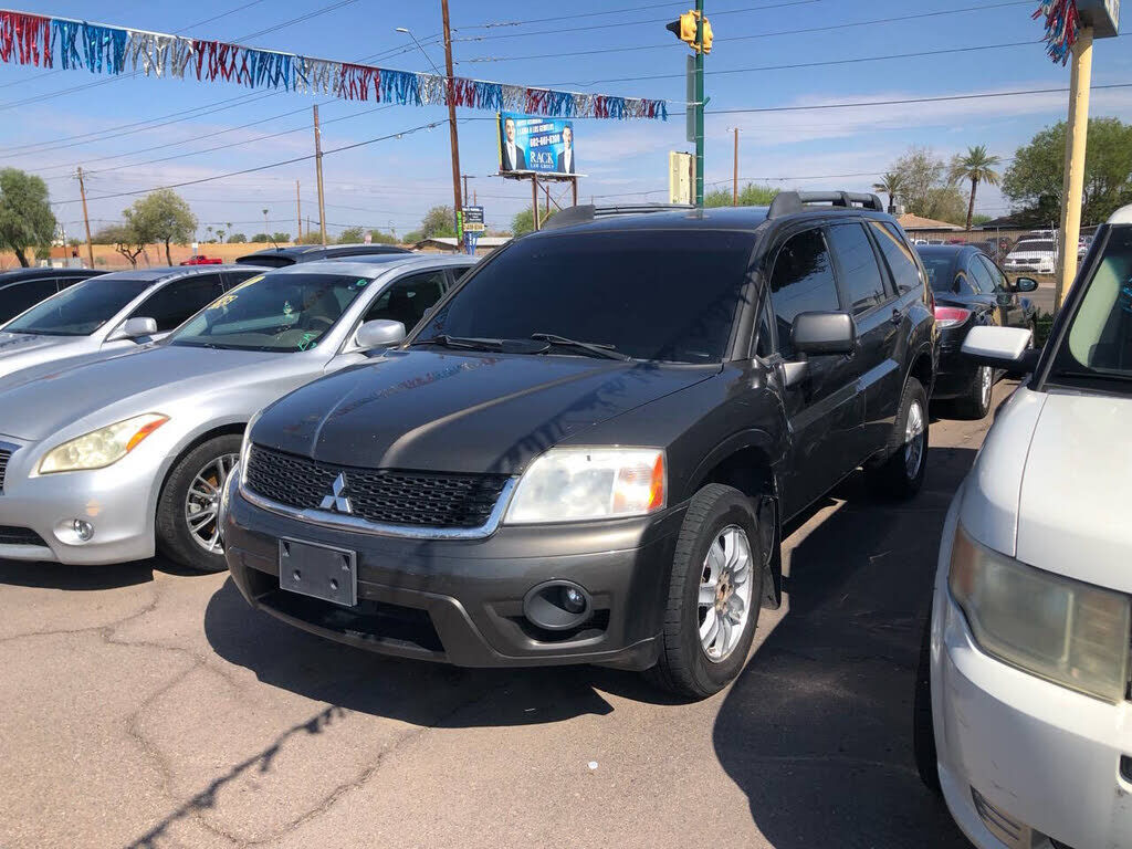2011 MITSUBISHI Endeavor