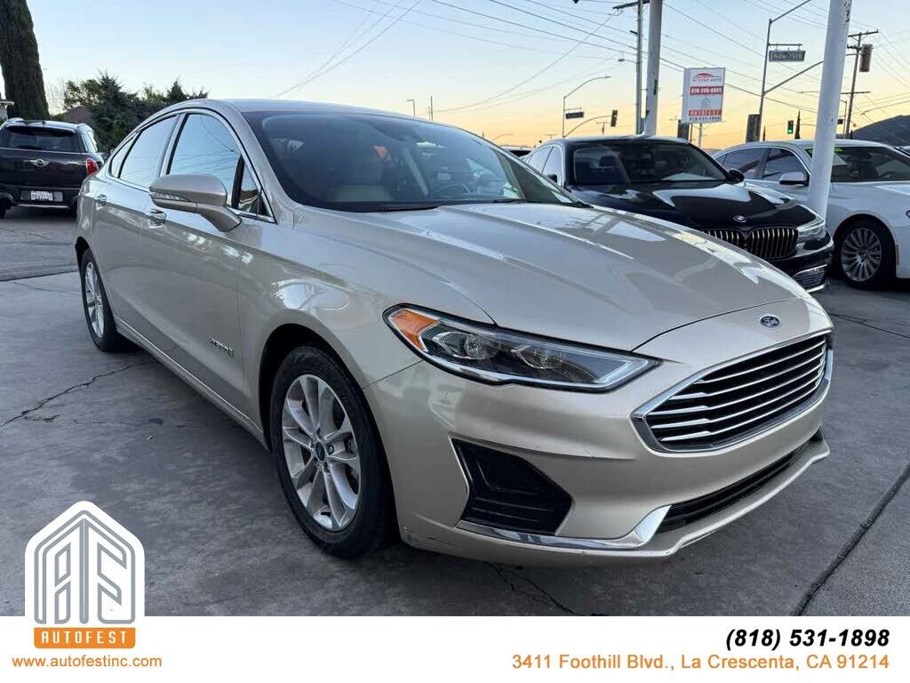 2019 FORD Fusion