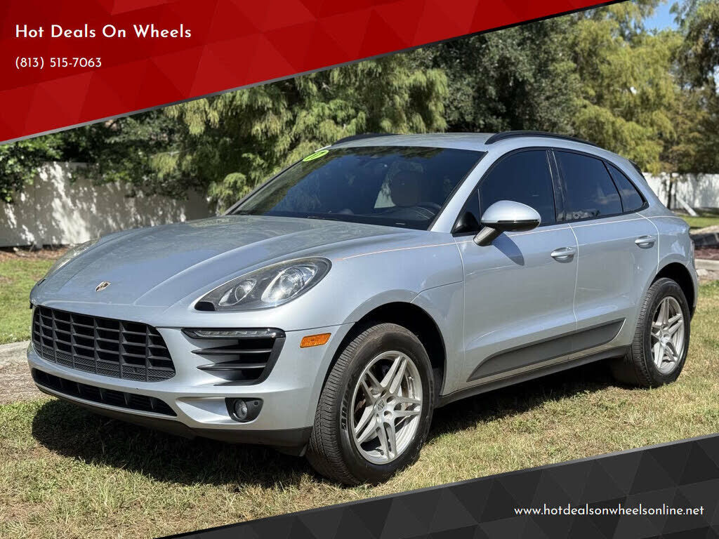2017 PORSCHE Macan