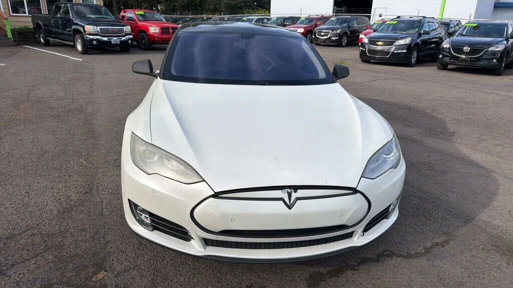 2014 TESLA Model S