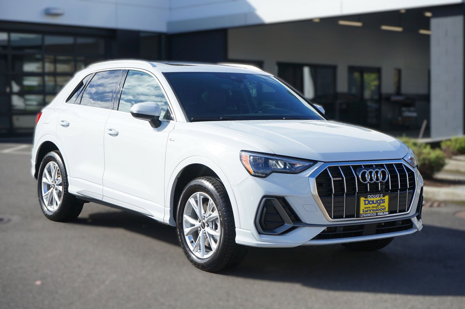 2022 AUDI Q3