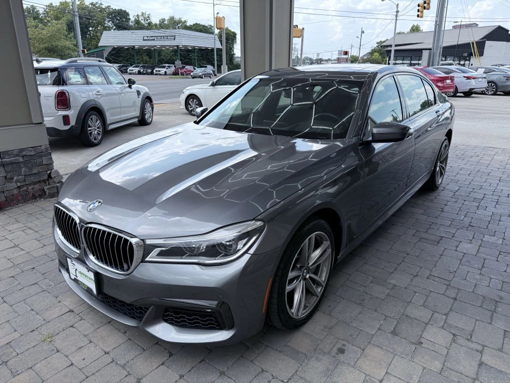 2018 BMW 750i / B7