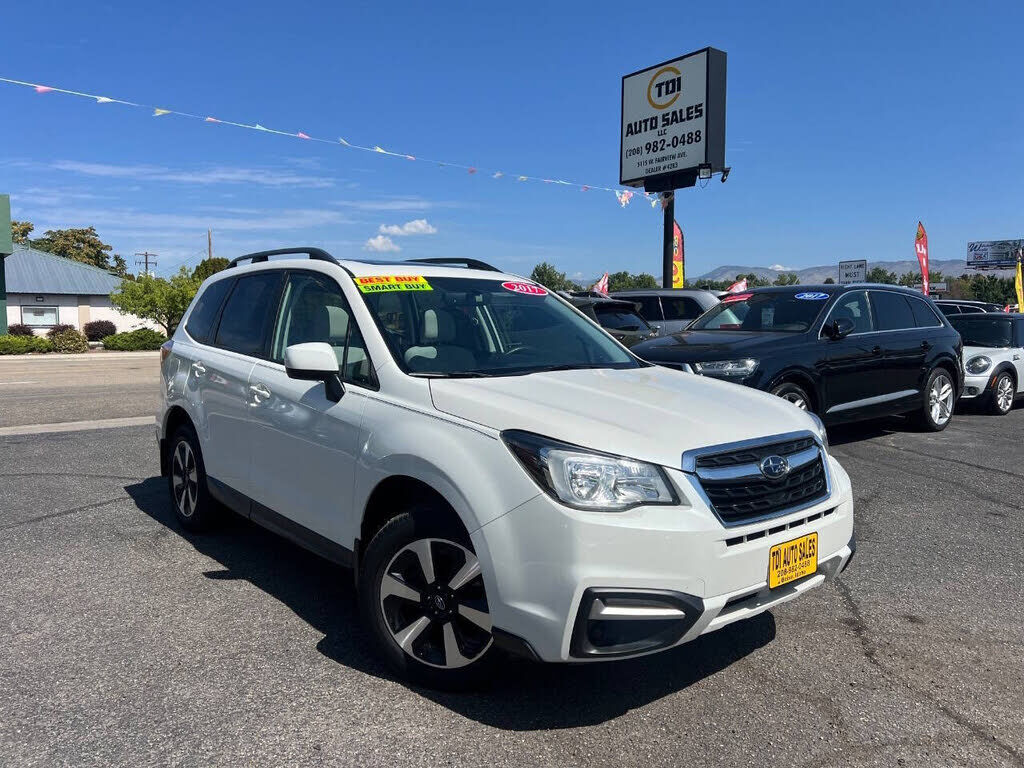2017 SUBARU Forester