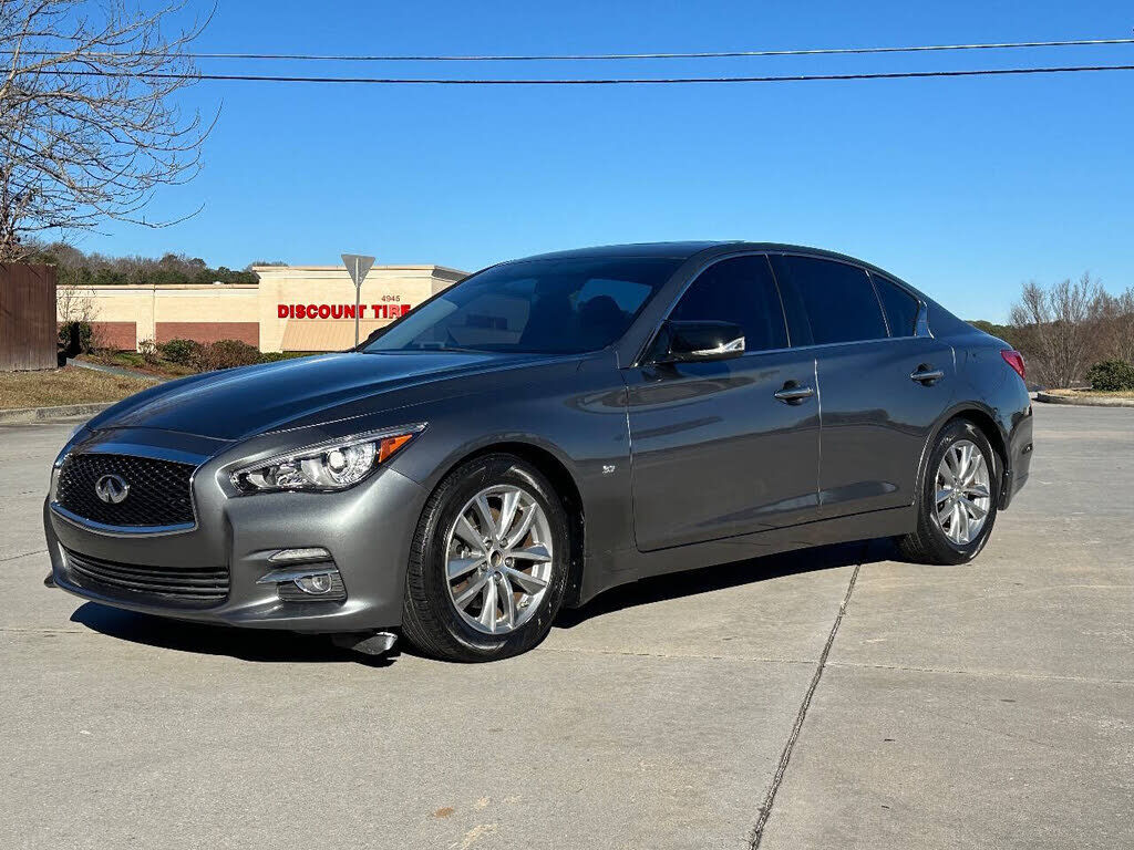 Infiniti Q50