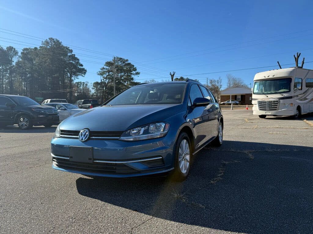 2018 VOLKSWAGEN Golf SportWagen