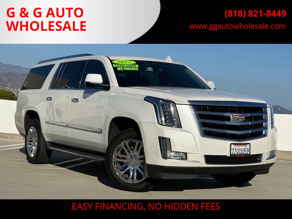 2017 CADILLAC Escalade ESV