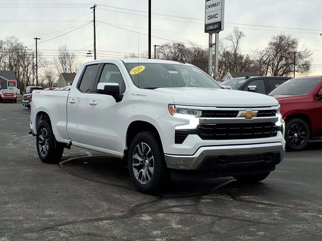 2024 CHEVROLET Silverado
