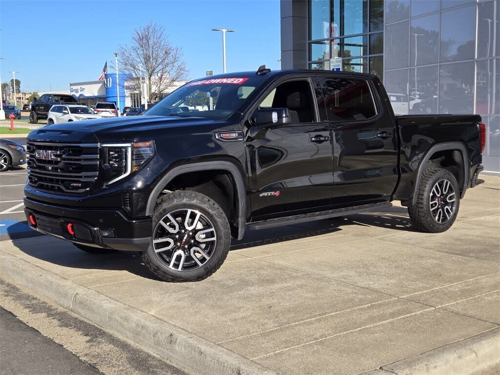 2025 GMC Sierra