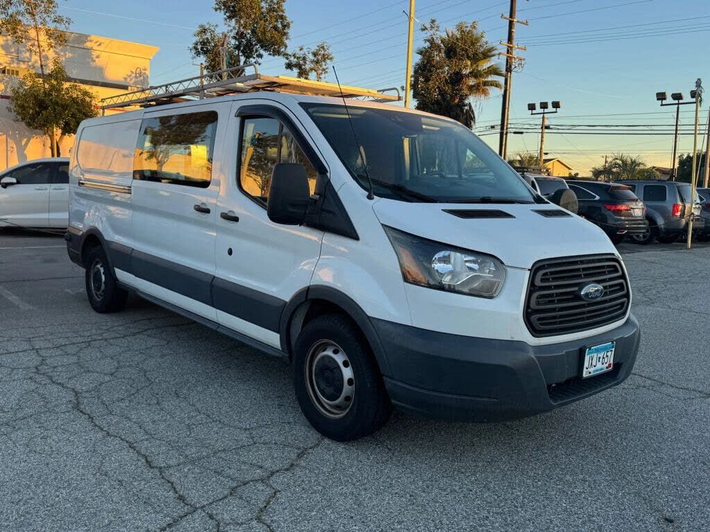 2018 FORD Transit