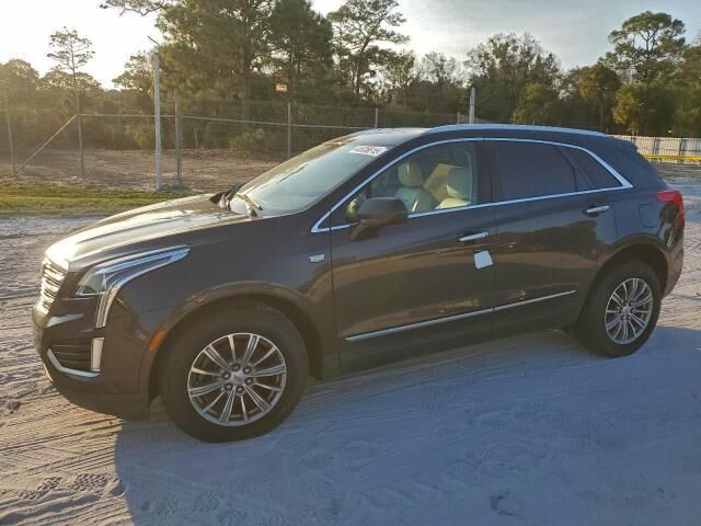2017 CADILLAC XT5