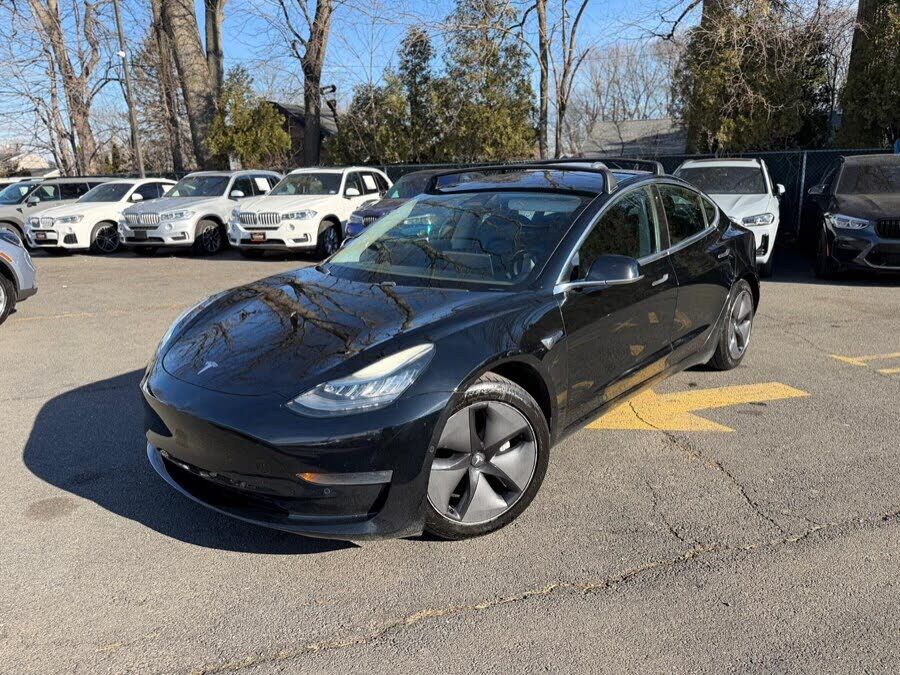 2018 TESLA Model 3