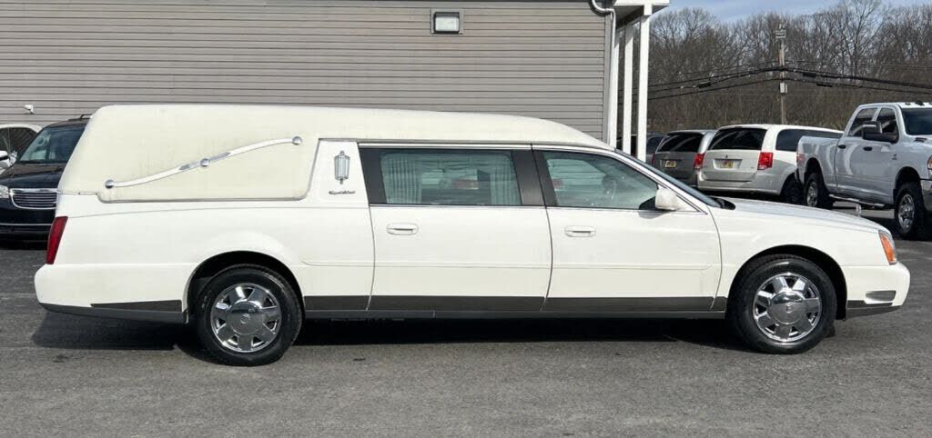 2003 CADILLAC Commercial Chassis