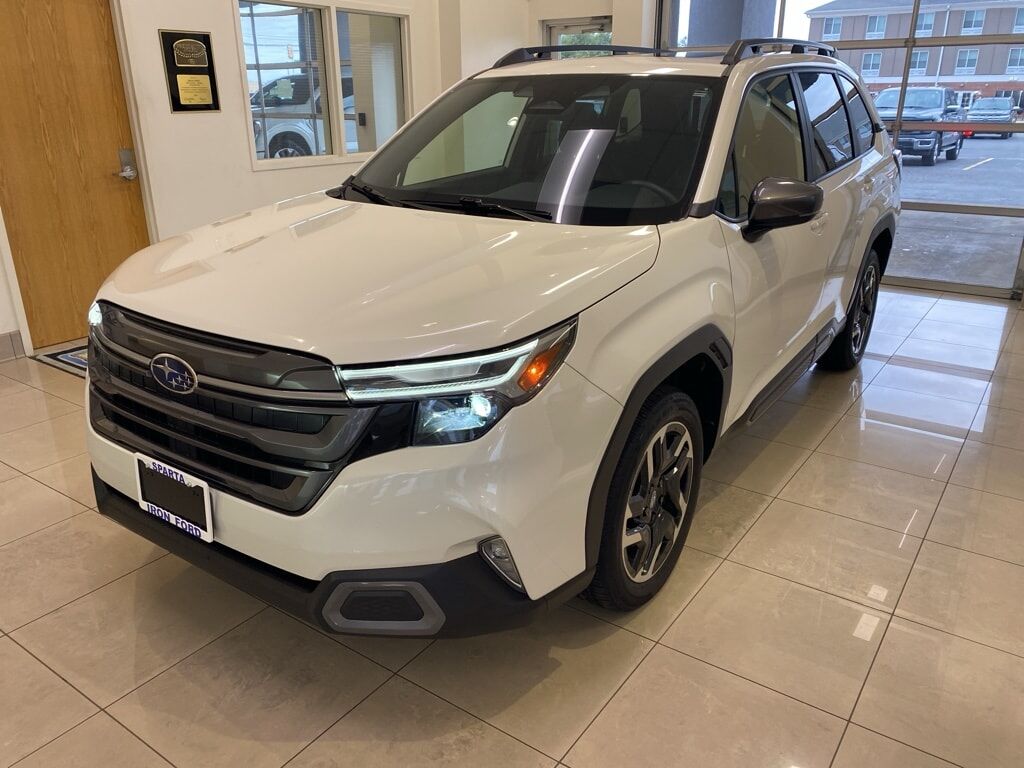 2025 SUBARU Forester