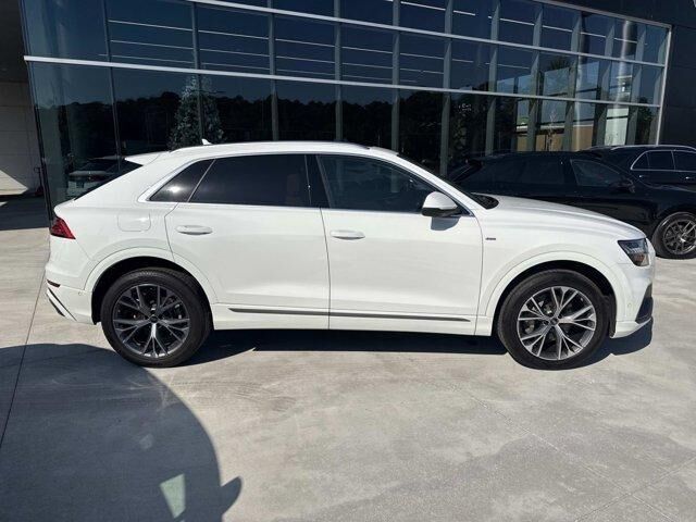 2023 Audi Q8