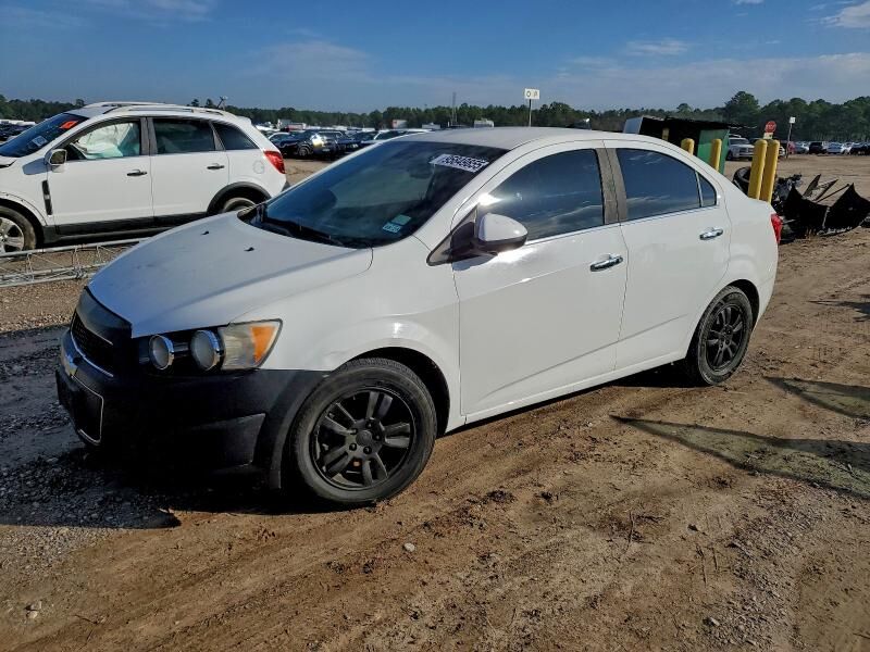 2013 CHEVROLET Sonic