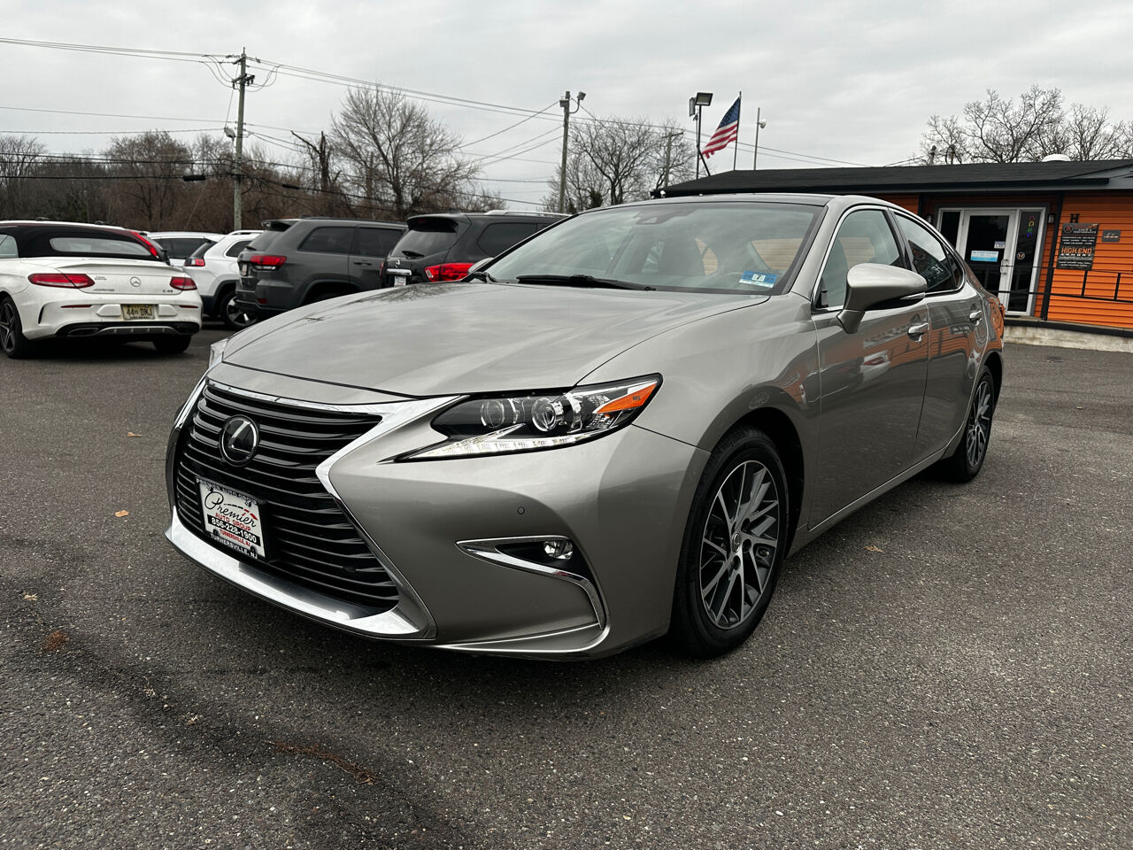 2018 LEXUS ES