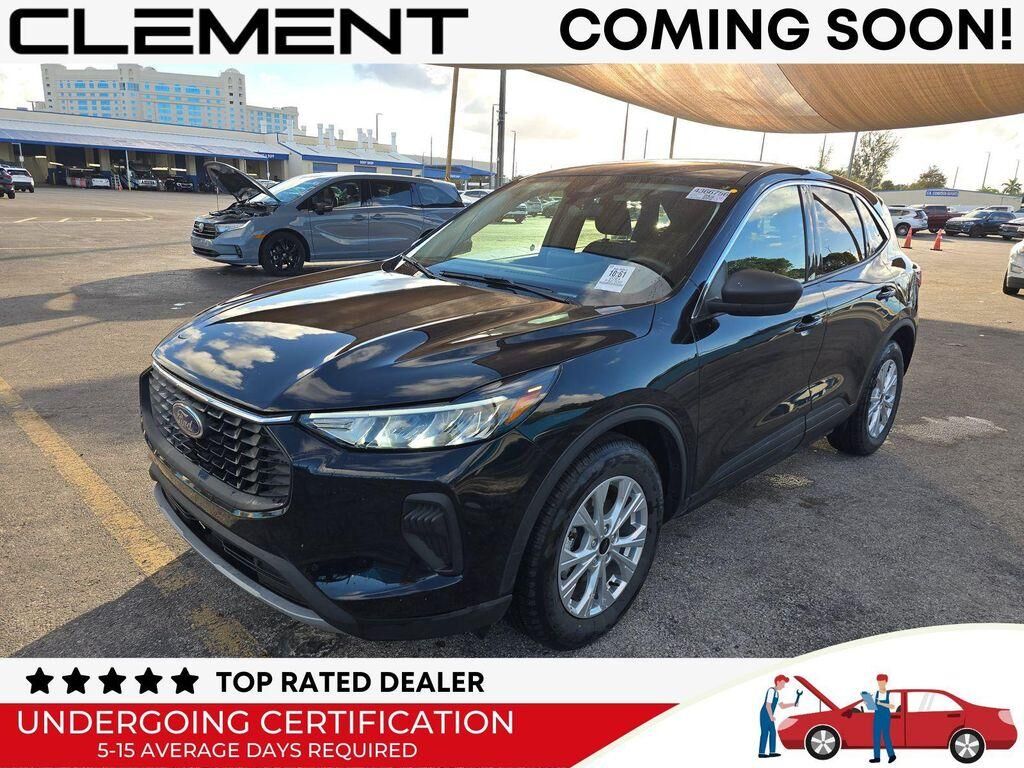 2024 FORD Escape