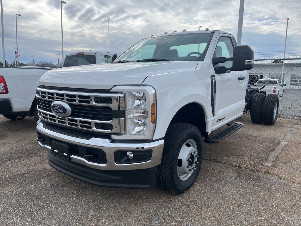 2024 FORD F-350