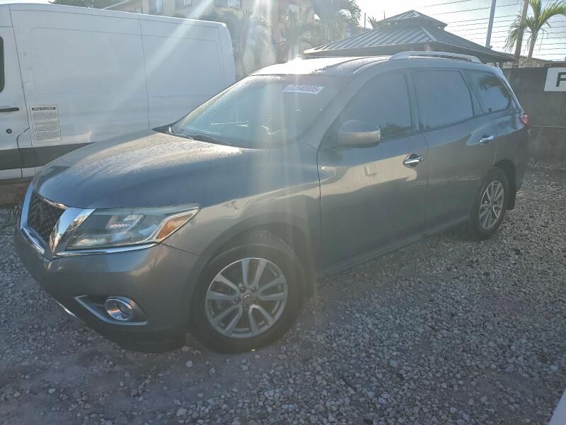 2016 NISSAN Pathfinder