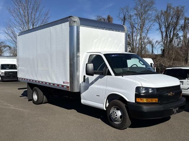 2025 CHEVROLET Express