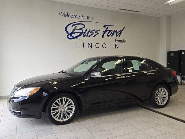 2012 CHRYSLER 200