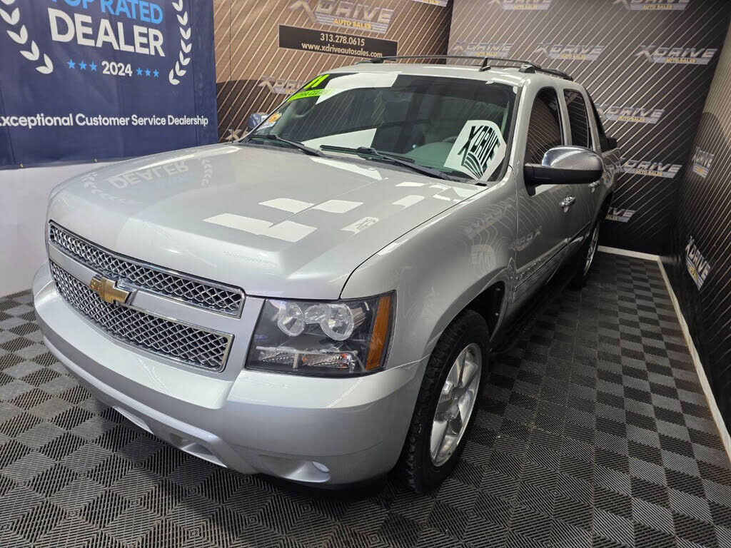 2011 CHEVROLET Avalanche