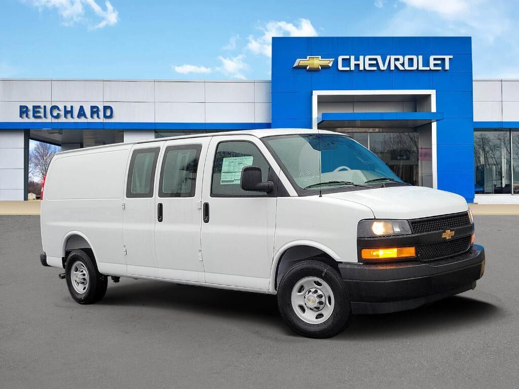 2025 CHEVROLET Express