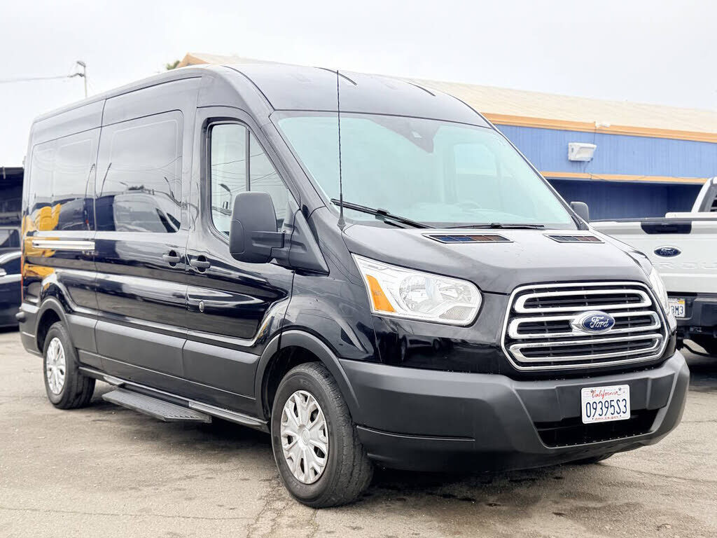 2019 FORD Transit