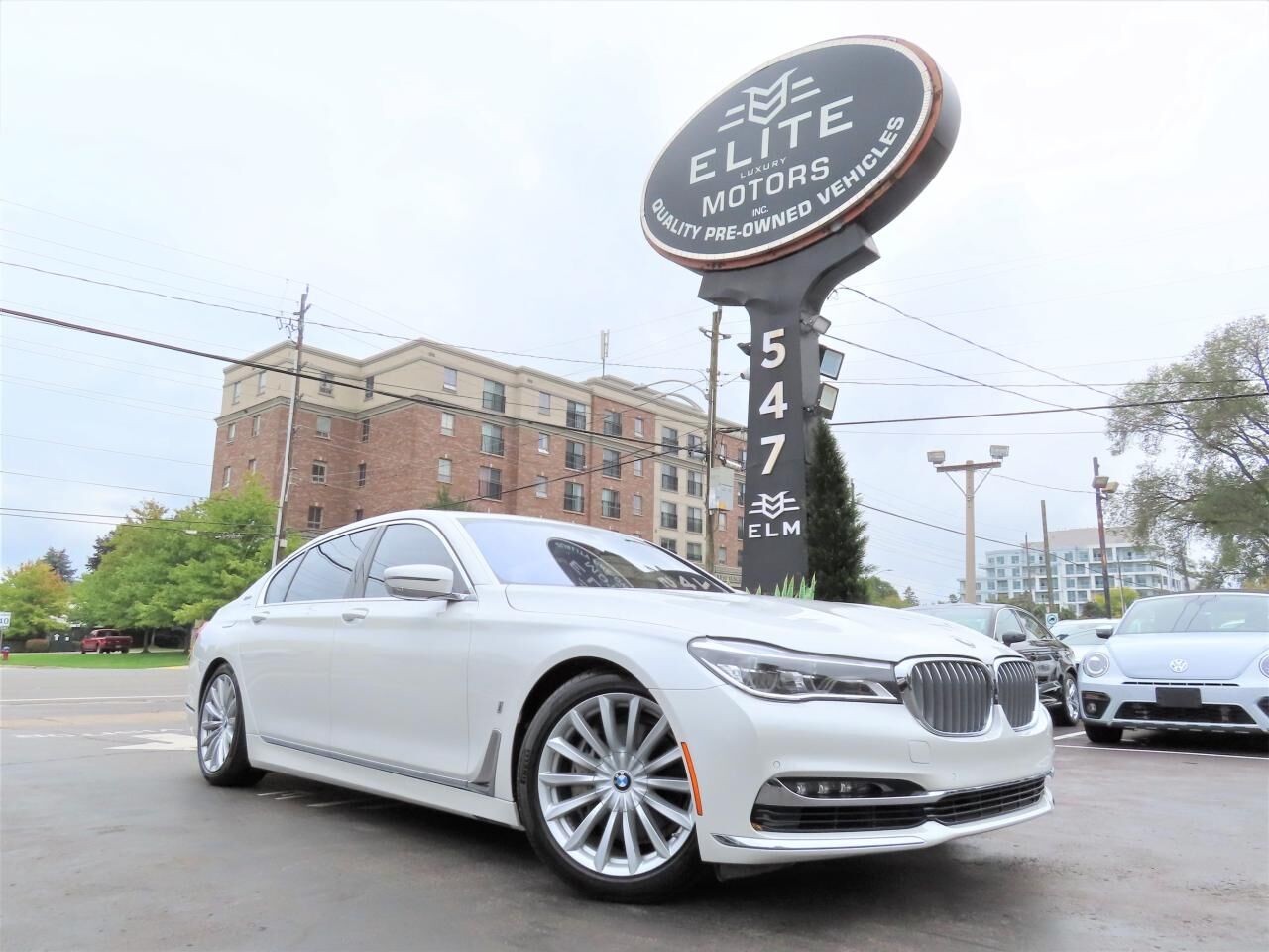 BMW 740e