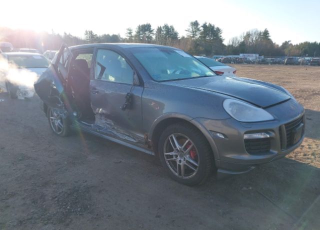 2010 PORSCHE Cayenne