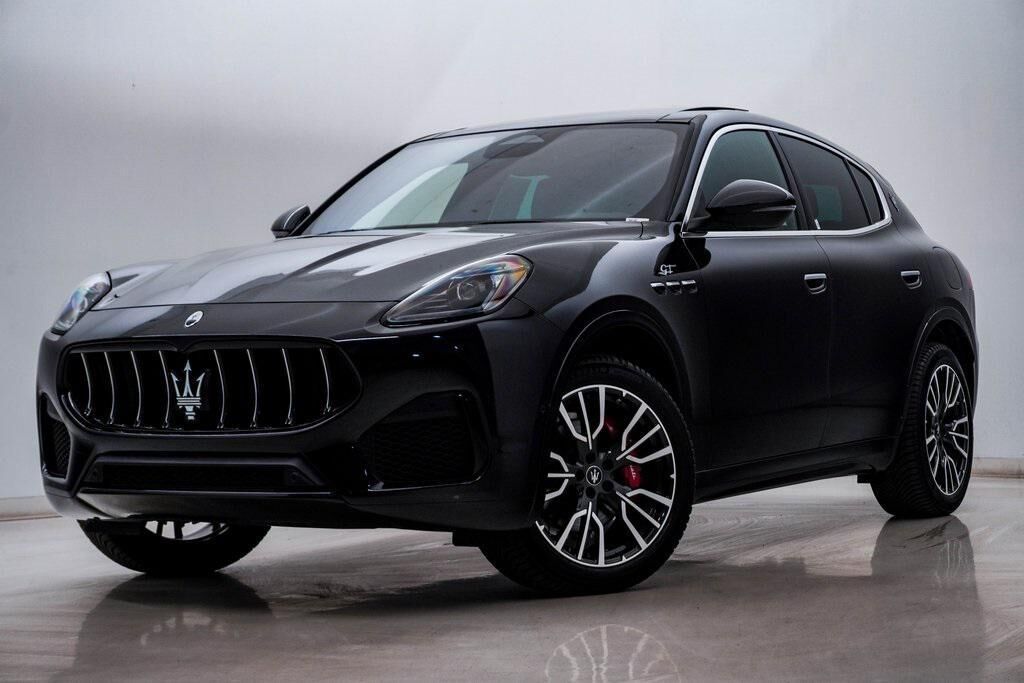 2024 MASERATI Grecale