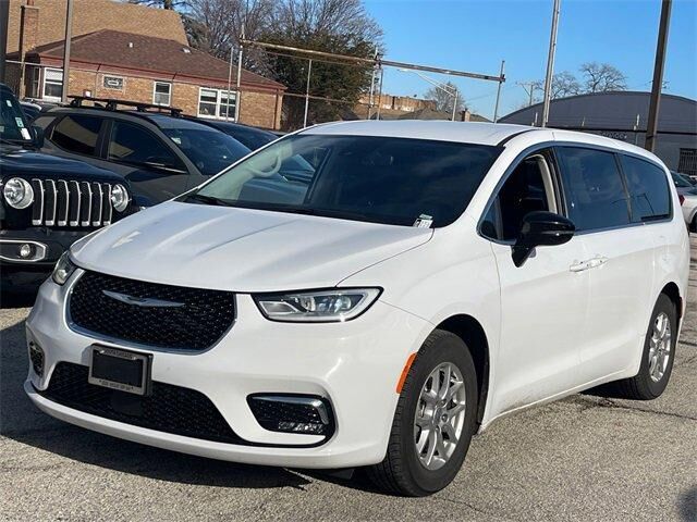 2024 CHRYSLER Pacifica