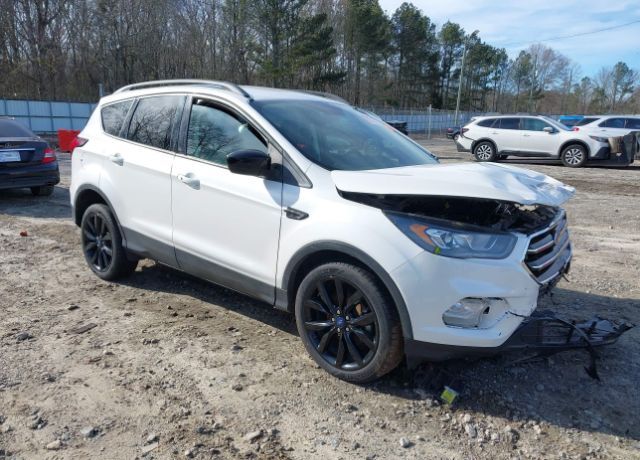 2019 FORD Escape