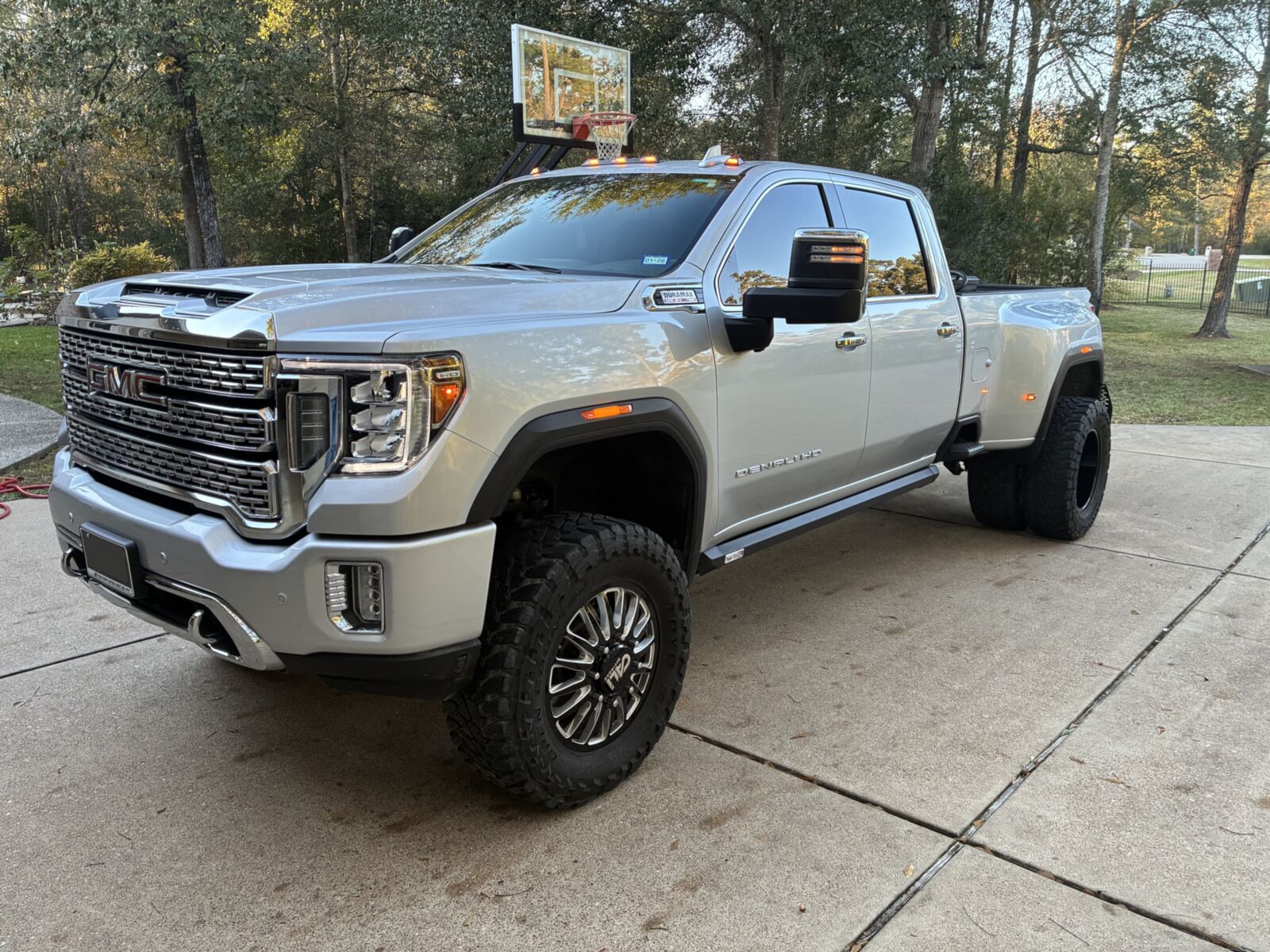 2023 GMC Sierra HD