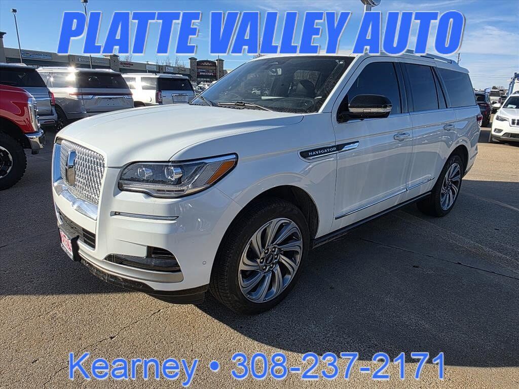 2023 LINCOLN Navigator