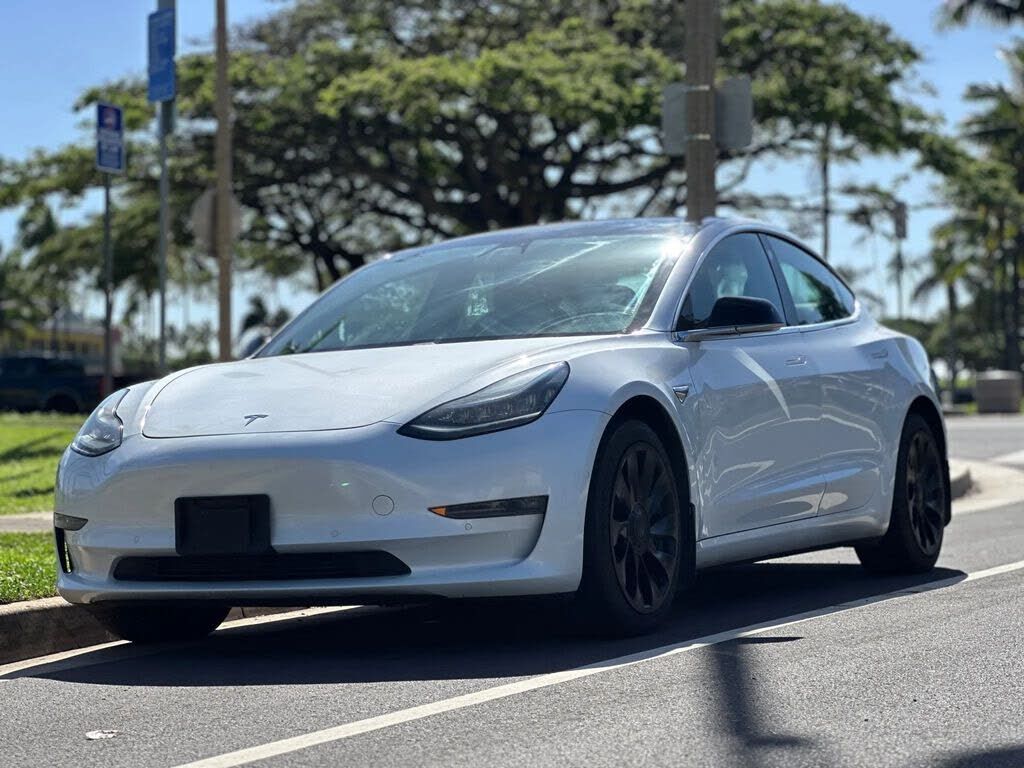 2020 TESLA Model 3