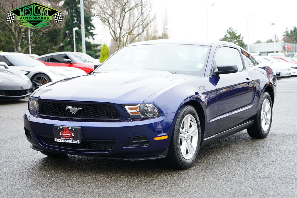 2010 FORD Mustang