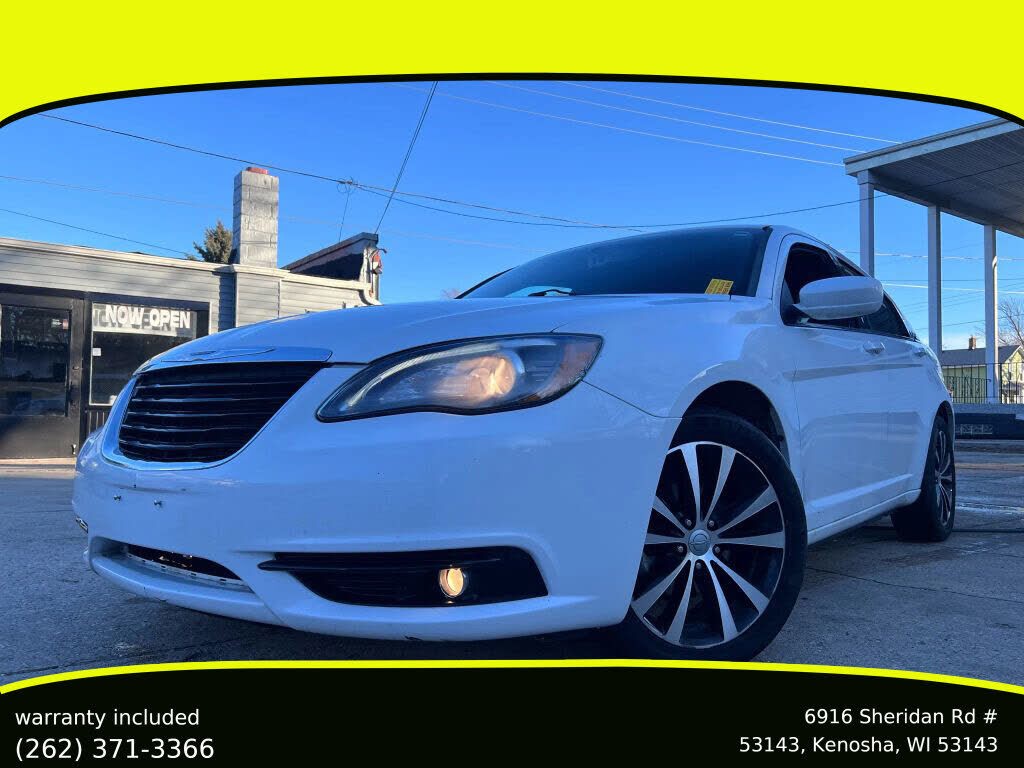 2013 CHRYSLER 200