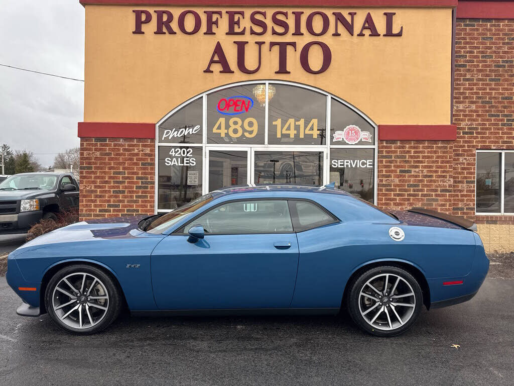 2023 DODGE Challenger