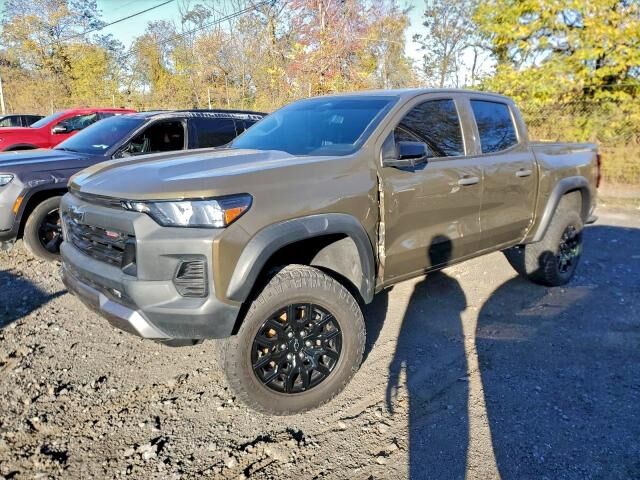 2023 CHEVROLET Colorado