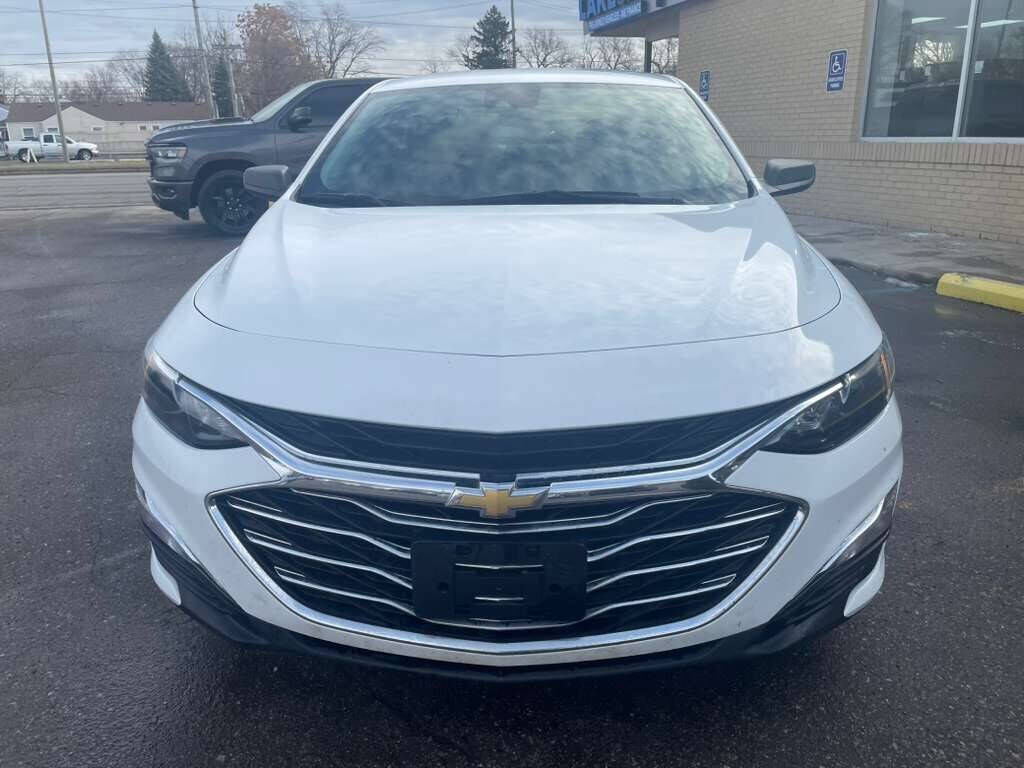 2023 CHEVROLET Malibu