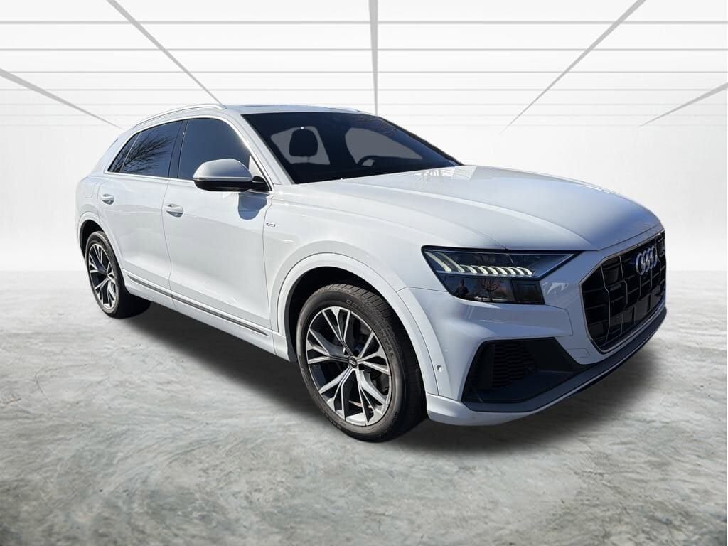 2021 AUDI Q8