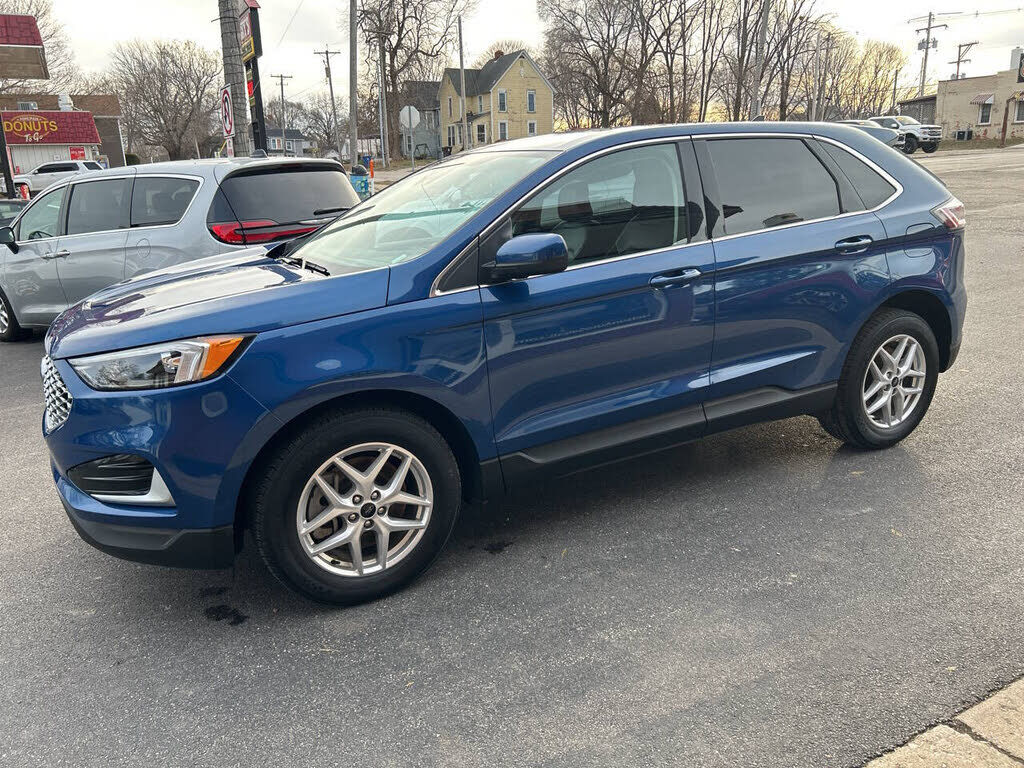 2023 FORD Edge