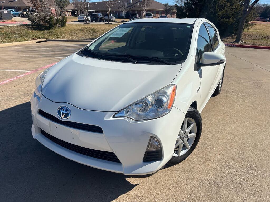 2012 TOYOTA Prius