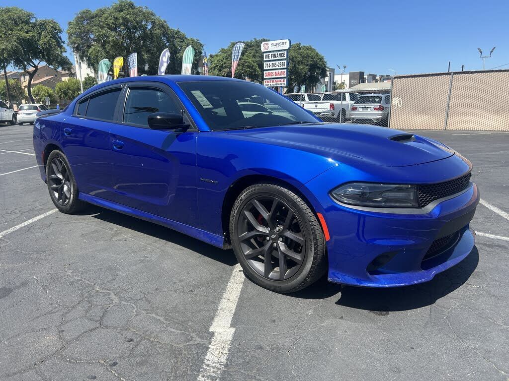 2020 DODGE Charger
