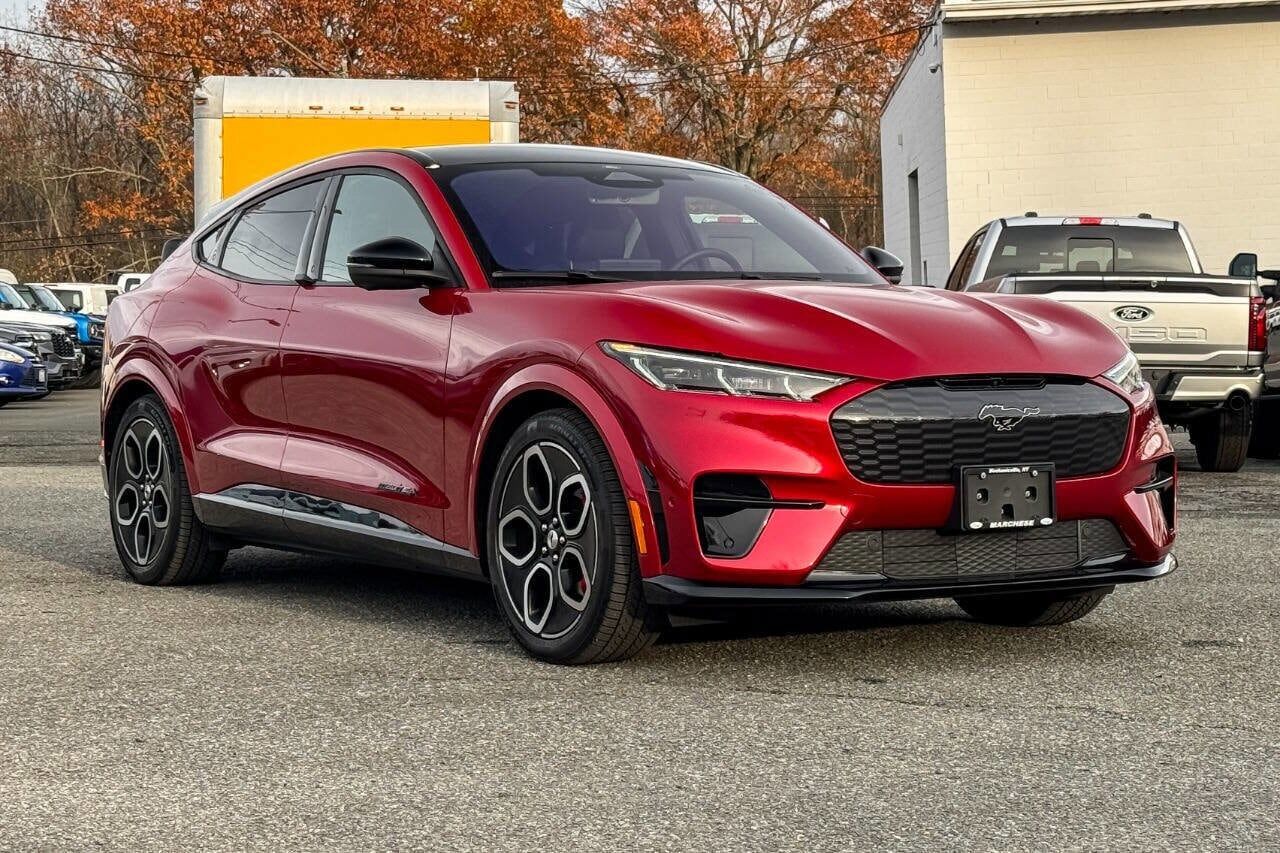 2022 FORD Mach-E