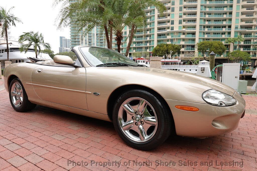 1998 JAGUAR XK8